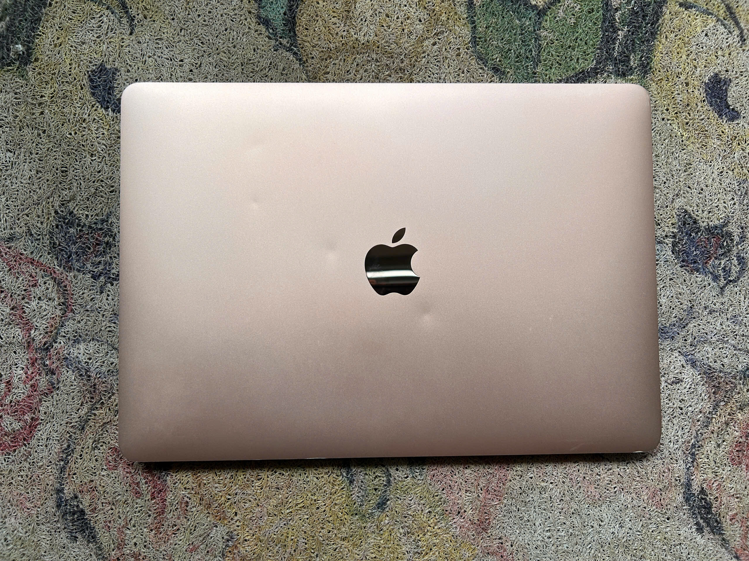 MacBook Air 13-inch 2020 - Ảnh 2