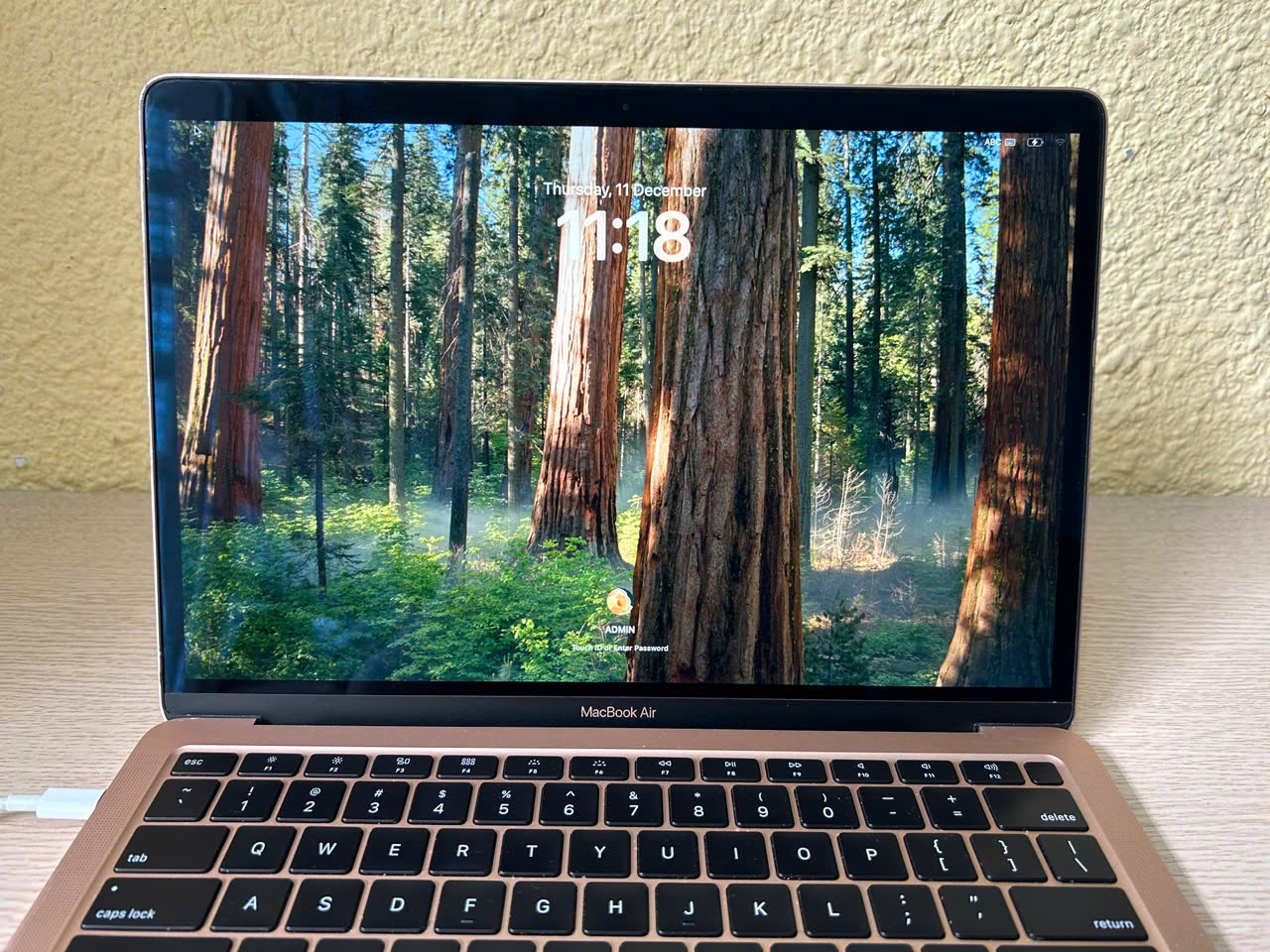 MacBook Air 13-inch 2020 - Ảnh 6